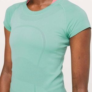 LULULEMON Swiftly Tech Short Sleeve Shirt